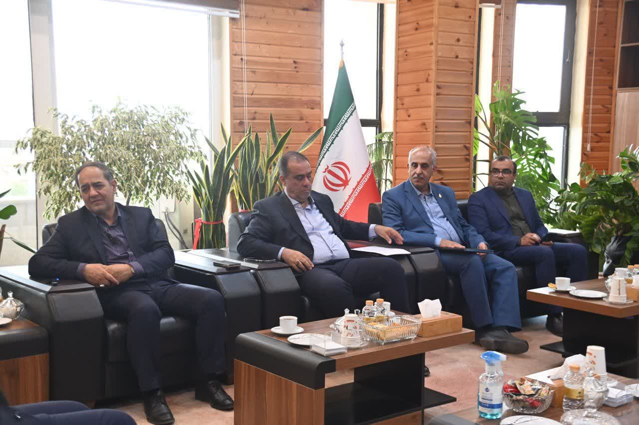 اولویت تعاون روستایی در ایجاد صنایع تبدیلی و تکمیلی و صنایع بسته بندی در دیدار با استاندار گلستان_0