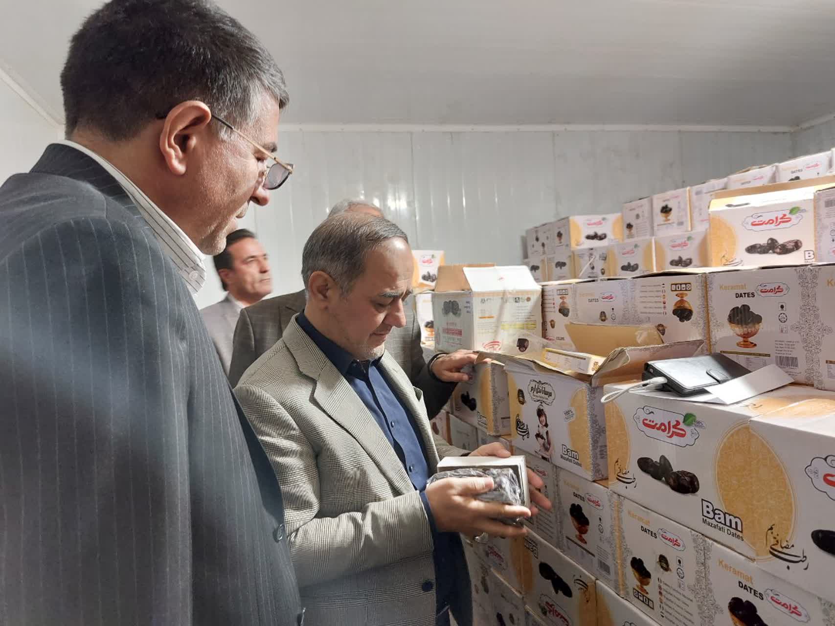 بازدید مدیرعامل سازمان مرکزی تعاون روستایی ایران از انبارهای ذخیره‌سازی و روستابازار اصفهان_0