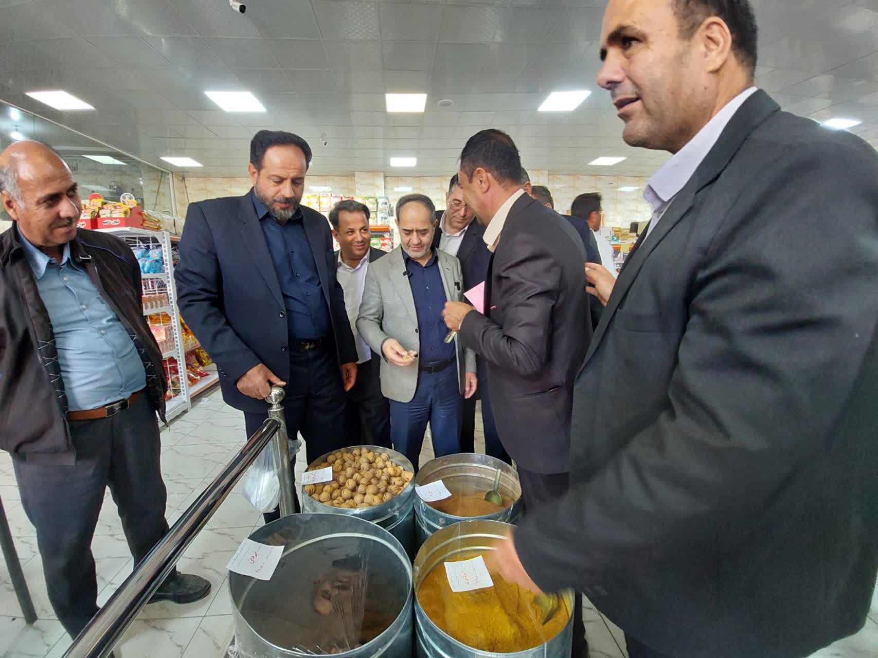 بازدید میدانی مدیرعامل سازمان مرکزی تعاون روستایی ایران از طرح های توسعه‌ای تعاون روستایی سمیرم؛ از روستابازار تا گردشگری در تشکل‌ها_2