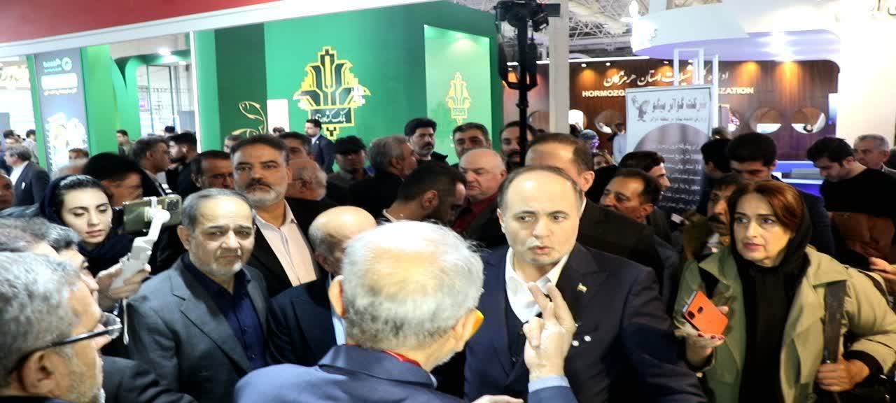 حضور وزیر جهاد کشاورزی بهمراه مدیرعامل سازمان مرکزی تعاون روستایی ایران در افتتاح نهمین نمایشگاه بین‌المللی شیلات و آبزیان/ تأکید طلایی بر نقش تعاونی‌ها در توسعه صنعت شیلات در آیین افتتاح نمایشگاه_0